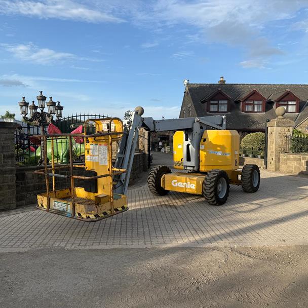 2000 Genie Z34/22 Diesel Boom Lift
