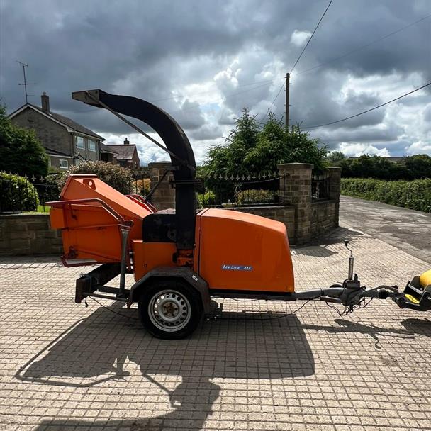 2004 Kwikchip Ecoline 222M Single Axle Wood Chipper