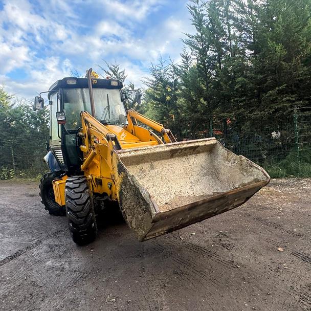 2006 JCB 2CX Airmaster Loading Shovel With Rear Air Compressor