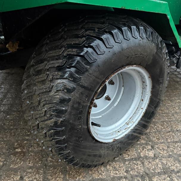 2007 Ransomes Commander 3520 4WD 5 Gang Cylinder Mower
