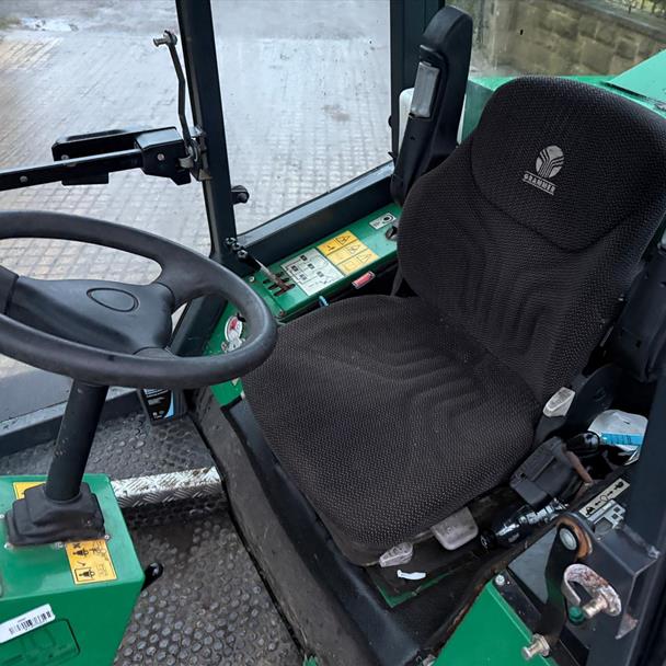 2007 Ransomes Commander 3520 4WD 5 Gang Cylinder Mower