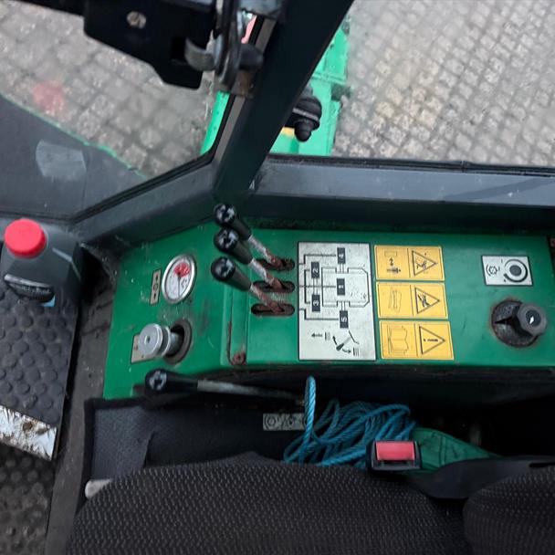 2007 Ransomes Commander 3520 4WD 5 Gang Cylinder Mower
