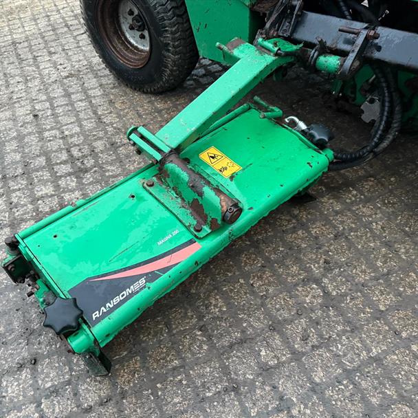 2007 Ransomes Commander 3520 4WD 5 Gang Cylinder Mower