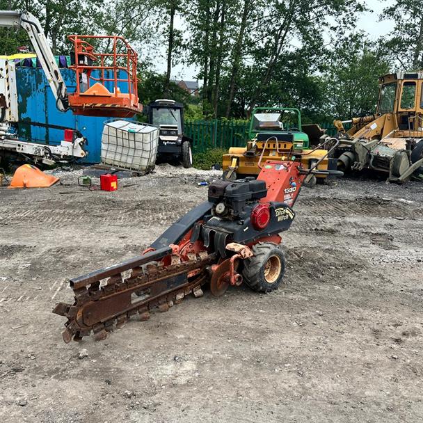 2007 Ditchwitch 1330 Wheeled Pedestrian Trencher