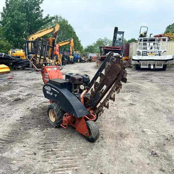 2007 Ditchwitch 1330 Wheeled Pedestrian Trencher