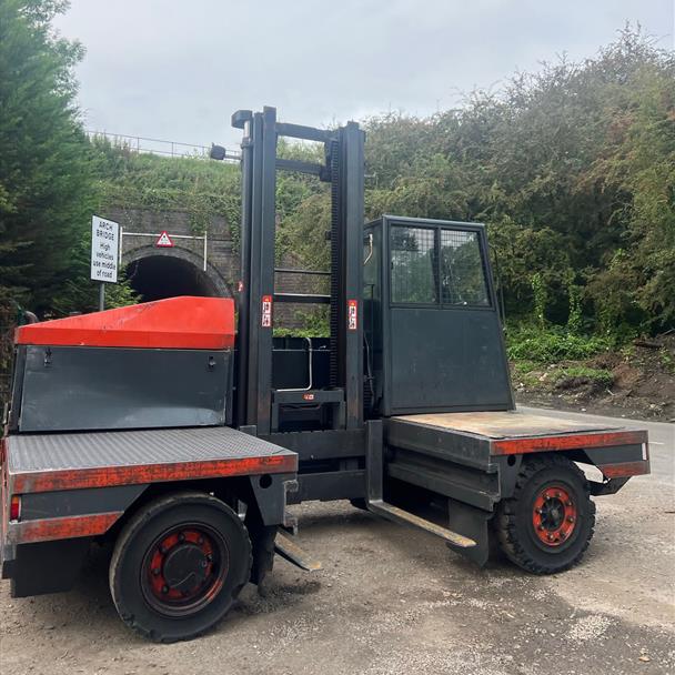 2008 Linde S40 4 Ton Side Loader Forklift