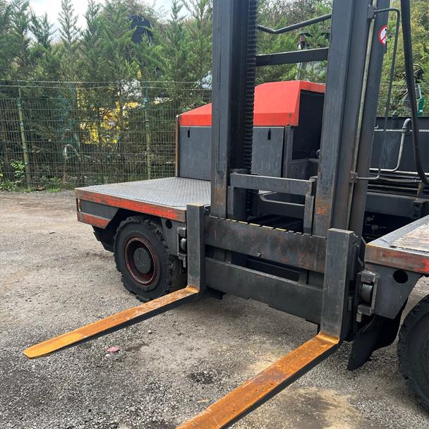 2008 Linde S40 4 Ton Side Loader Forklift