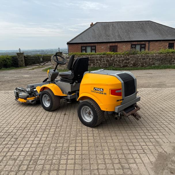 2008 Stiga Titan 26B 4WD Diesel Outfront Ride On Mower