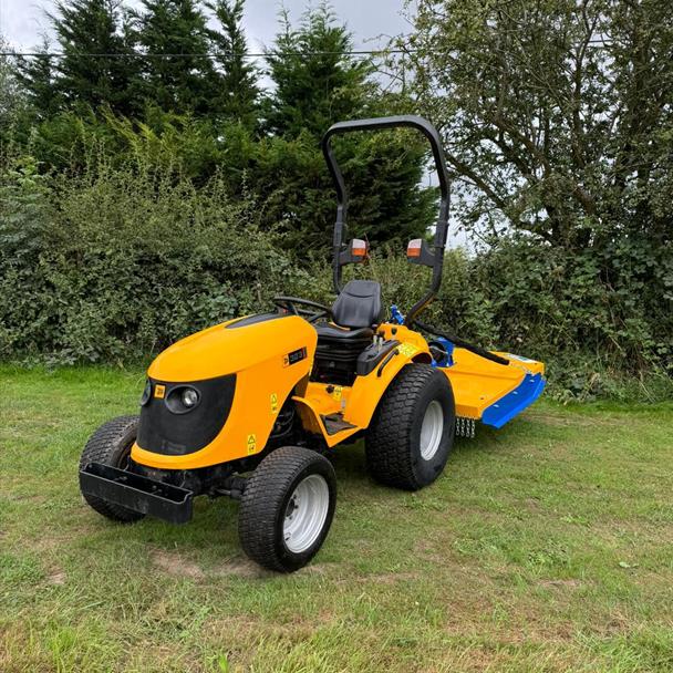 2009 JCB 323HST 23HP 4WD Compact Tractor With Unused 2023 Bomford Turner 1.45 Metre Topper