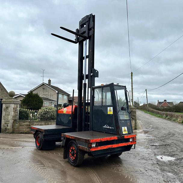 2010 Linde S40 4 Ton Side Loader Forklift