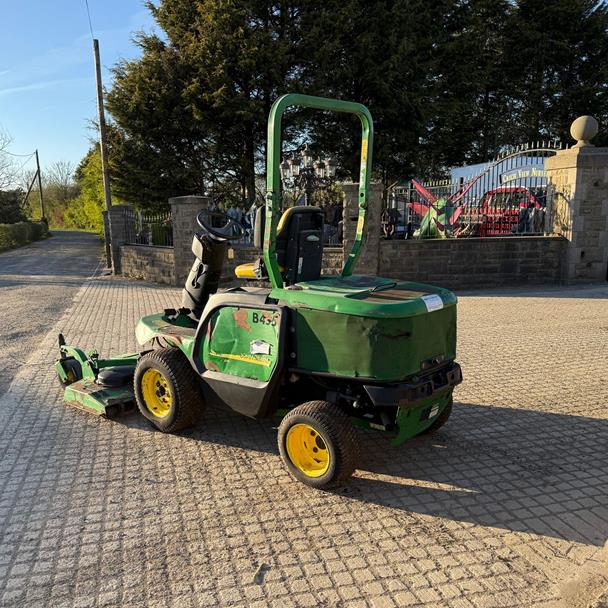 2010 John Deere 1435 4WD Outfront Ride On Mower With Fastback Commerical 62" Rotary Deck