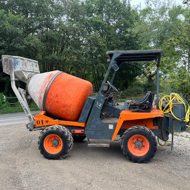 2010 MZ IMER 1000-HT 4WD Self Loading Concrete Mixer/Dumper