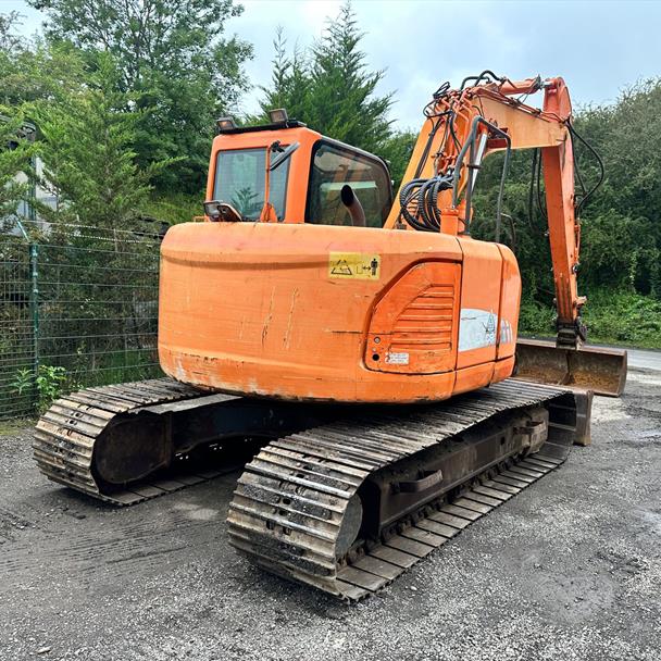 2011 Doosan DX140LCR Excavator With Blade