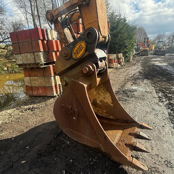 2011 Case CX210B 21 Ton Excavator Tracked Machine