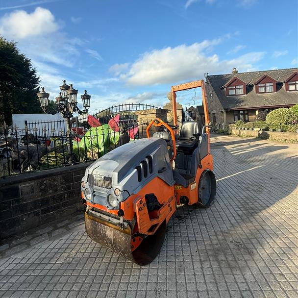 2011 Hamm HD8VV 800MM Twin Drum Vibrating Roller