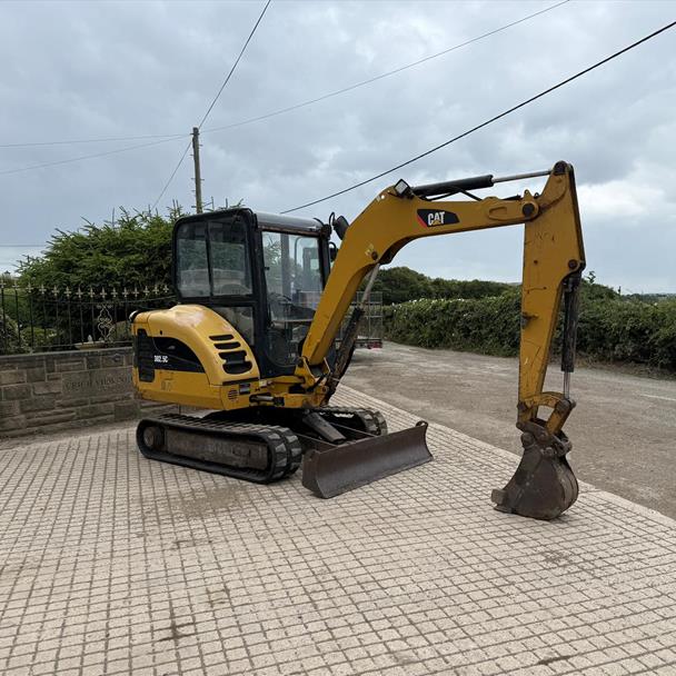 2011 Caterpillar 302.5c Mini Excavator
