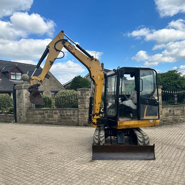 2012 Caterpillar 302.5C Mini Excavator