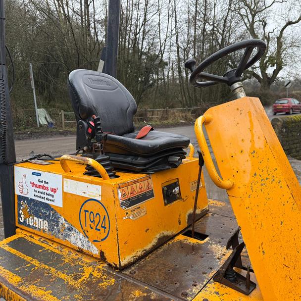 2013 Thwaites 3 Ton Straight Skip Dumper