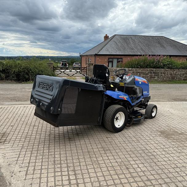 2013 Iseki SXG323 Diesel Ride On Mower