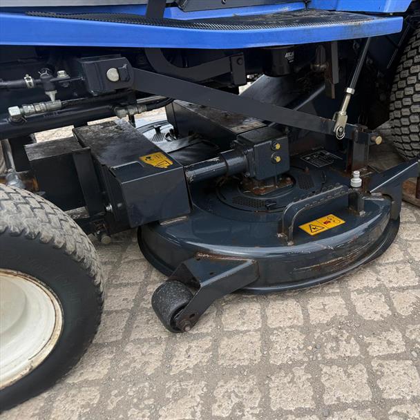 2013 Iseki SXG323 Diesel Ride On Mower