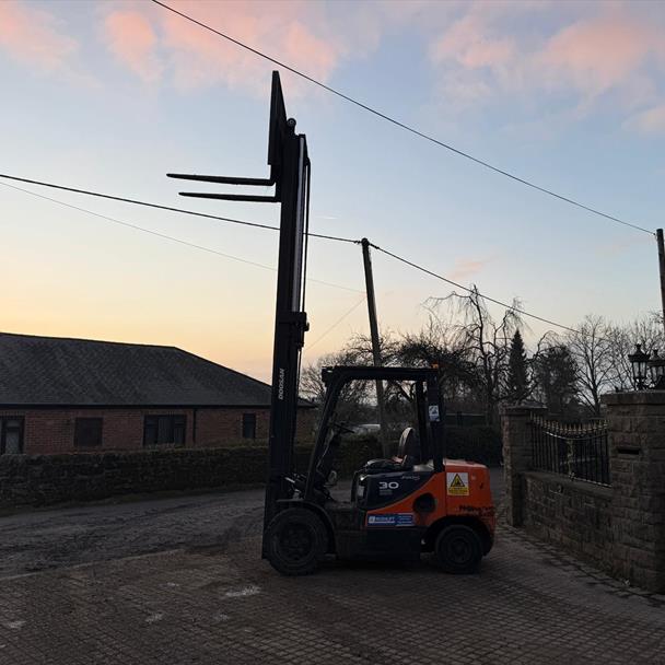2014 Doosan D30S-5 3 Ton Diesel Forklift
