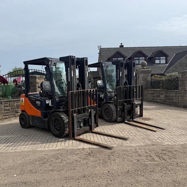 2014 Doosan D30C-5 3 Ton Diesel Forklift