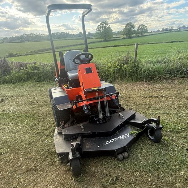 2014 Jacobsen 676D Ride On Lawn Mower