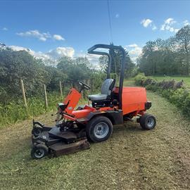 2014 Jacobsen 676D Ride On Lawn Mower