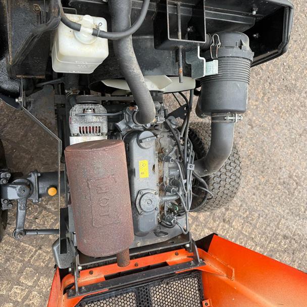 2014 Kubota F3090 4WD Outfront Mower With Kubota 60" Rotary Deck