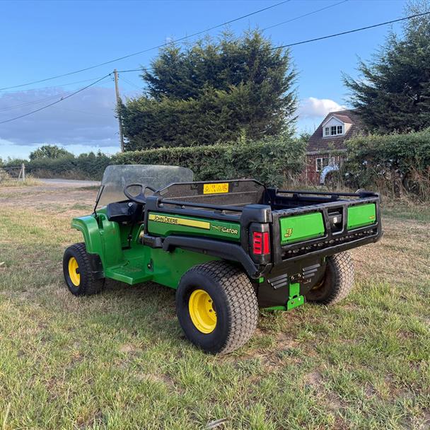 2015 John Deere TE Electric Gator