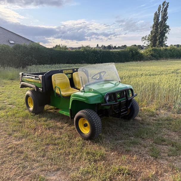2015 John Deere TE Electric Gator