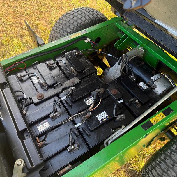 2015 John Deere TE Electric Gator