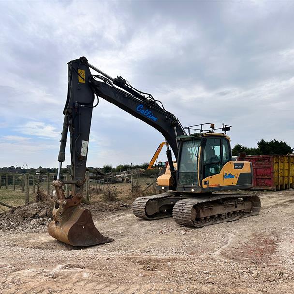 2015 Volvo EC140DL Excavator