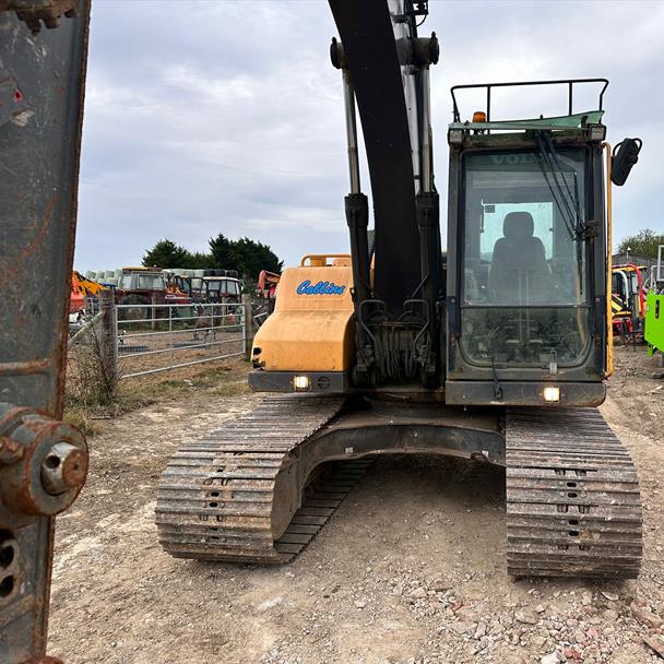 2015 Volvo EC140DL Excavator