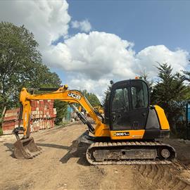 2016 JCB 8061CTS Midi Excavator