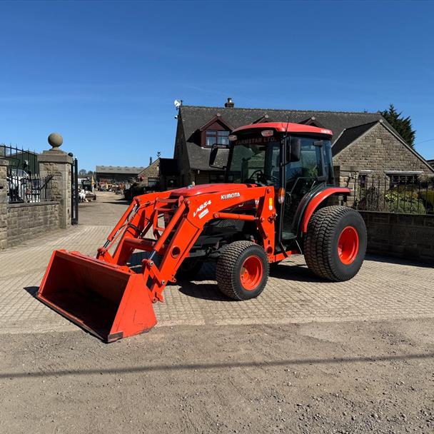 2016/66 Reg Kubota L5240-II HST 54HP 4WD Tractor With Front Loader And Bucket