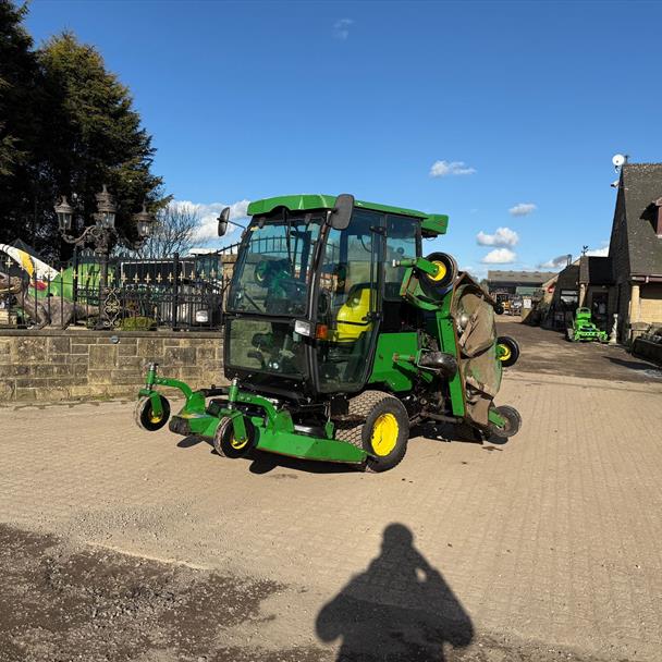 2016 John Deere WAM1600T 4WD 3 Gang Rotary Batwing Mower