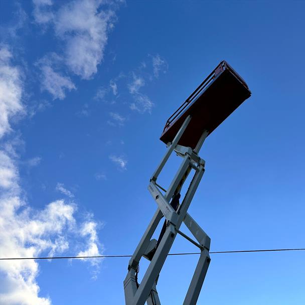 2016 Snorkel S3226E Electric Scissor Lift