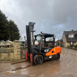 2017 Doosan D55C-5 5.5 Ton Diesel Forklift