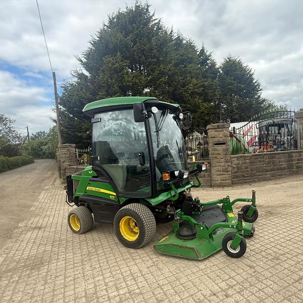 2017/67 John Deere 1575 Terrian-Cut 4WD Outfront Mower