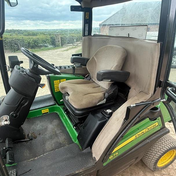 2017/67 John Deere 1575 Terrian-Cut 4WD Outfront Mower