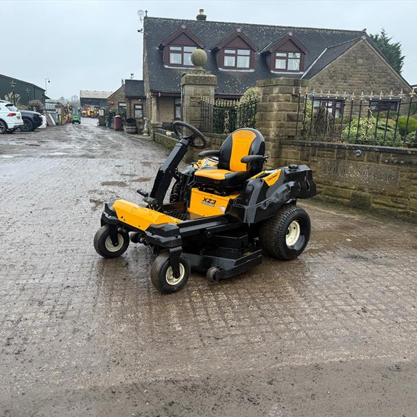2017 Cub Cadet XZ3 Zero Turn Mower