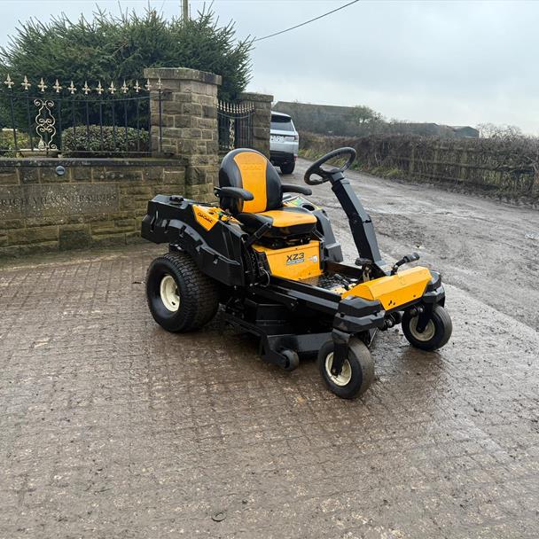 2017 Cub Cadet XZ3 Zero Turn Mower