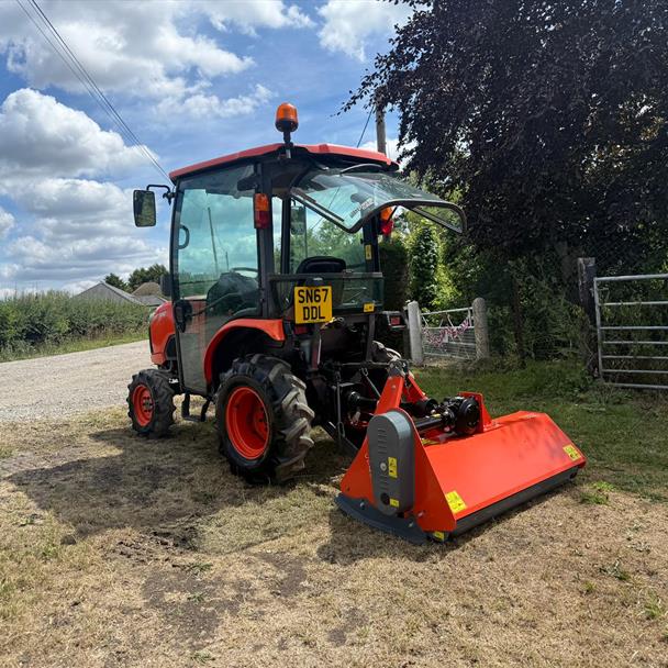 2017/67 Kubota B2350 23HP 4WD Compact Tractor Bundle! With New/Unused Mateng EF125 1.25 Metre Flail Mower