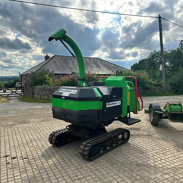 2017 Greenmech Quadtrak 160D 6" Diesel Turntable Tracked Wood Chipper With Greenmech Single Axle Trailer