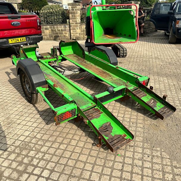 2017 Greenmech Quadtrak 160D 6" Diesel Turntable Tracked Wood Chipper With Greenmech Single Axle Trailer