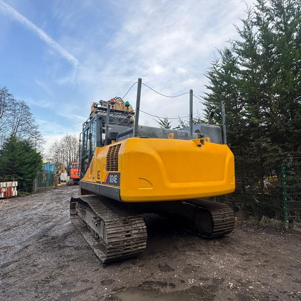 2017 Liugong CLG924E Excavator