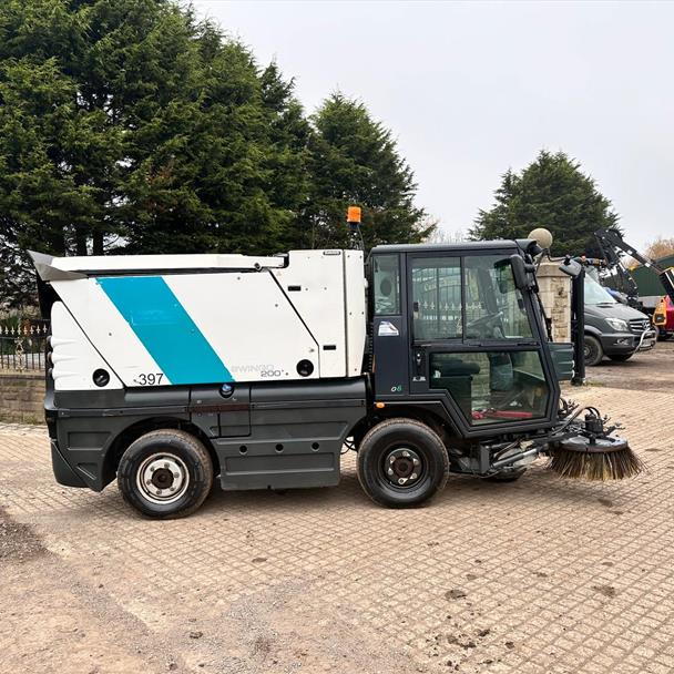 2017 Schmidt Swingo 200+ Road Sweeper