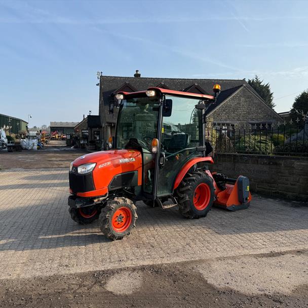 2018/68 Kubota B2231 23HP 4WD Compact Tractor Bundle! With New/Unused MATENG EF125 1.25 Metre Flail Mower