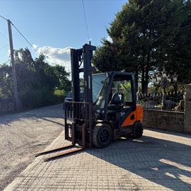 2018 Doosan D33S-7 3.3 Ton Diesel Forklift